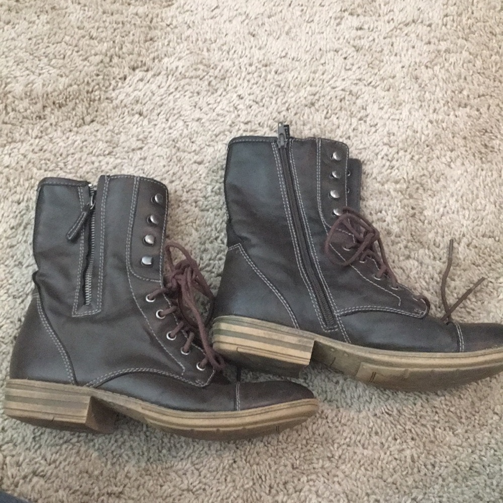 Brown ankle boots